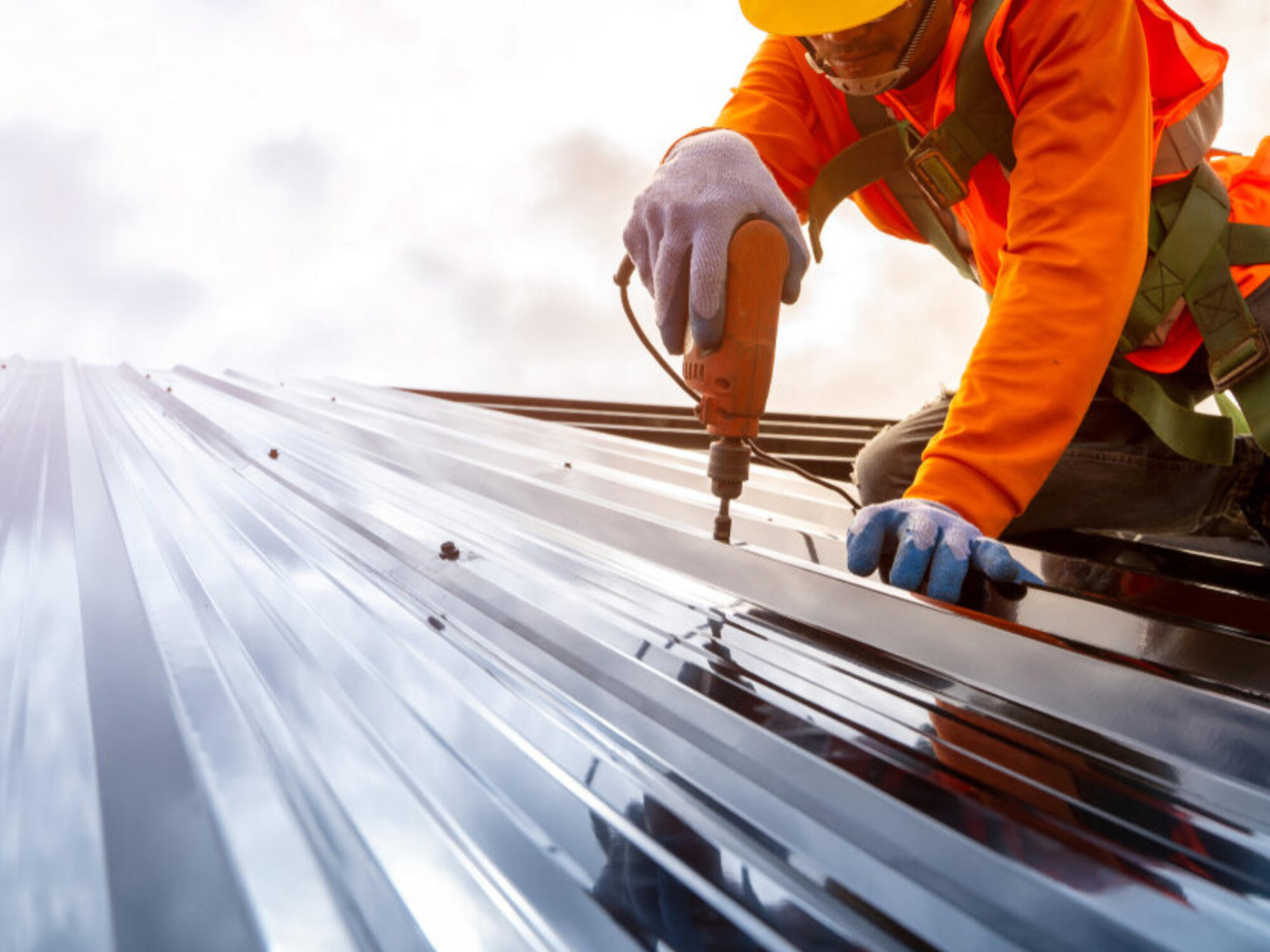 CALGARY SHINGLE & METAL ROOF REPAIRS